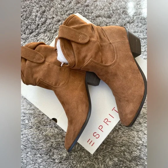 Esprit Polina Ankle Boots - Picture 3 of 9